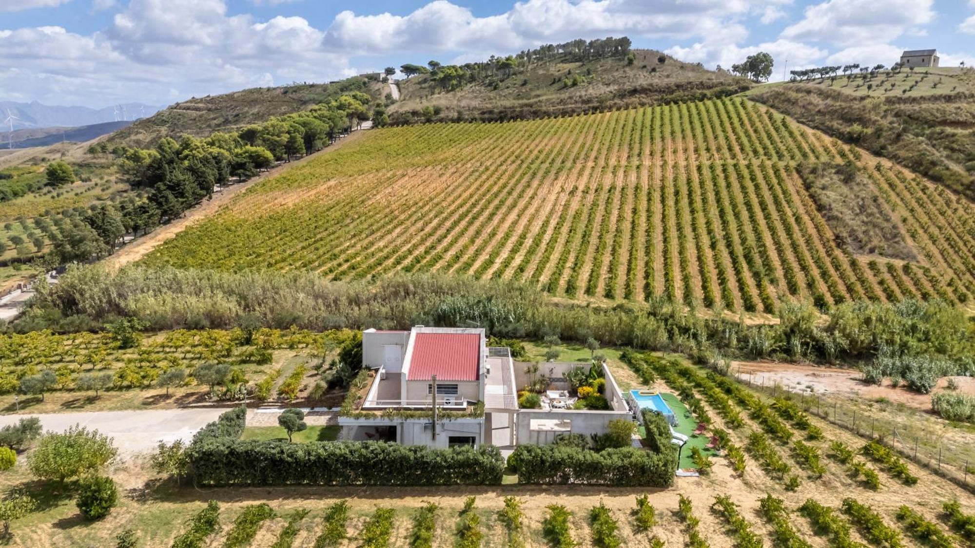 Villa Bonifato Vista Sulle Campagne E Sul Mare Siciliano Cozy House Italy Alcamo Bagian luar foto