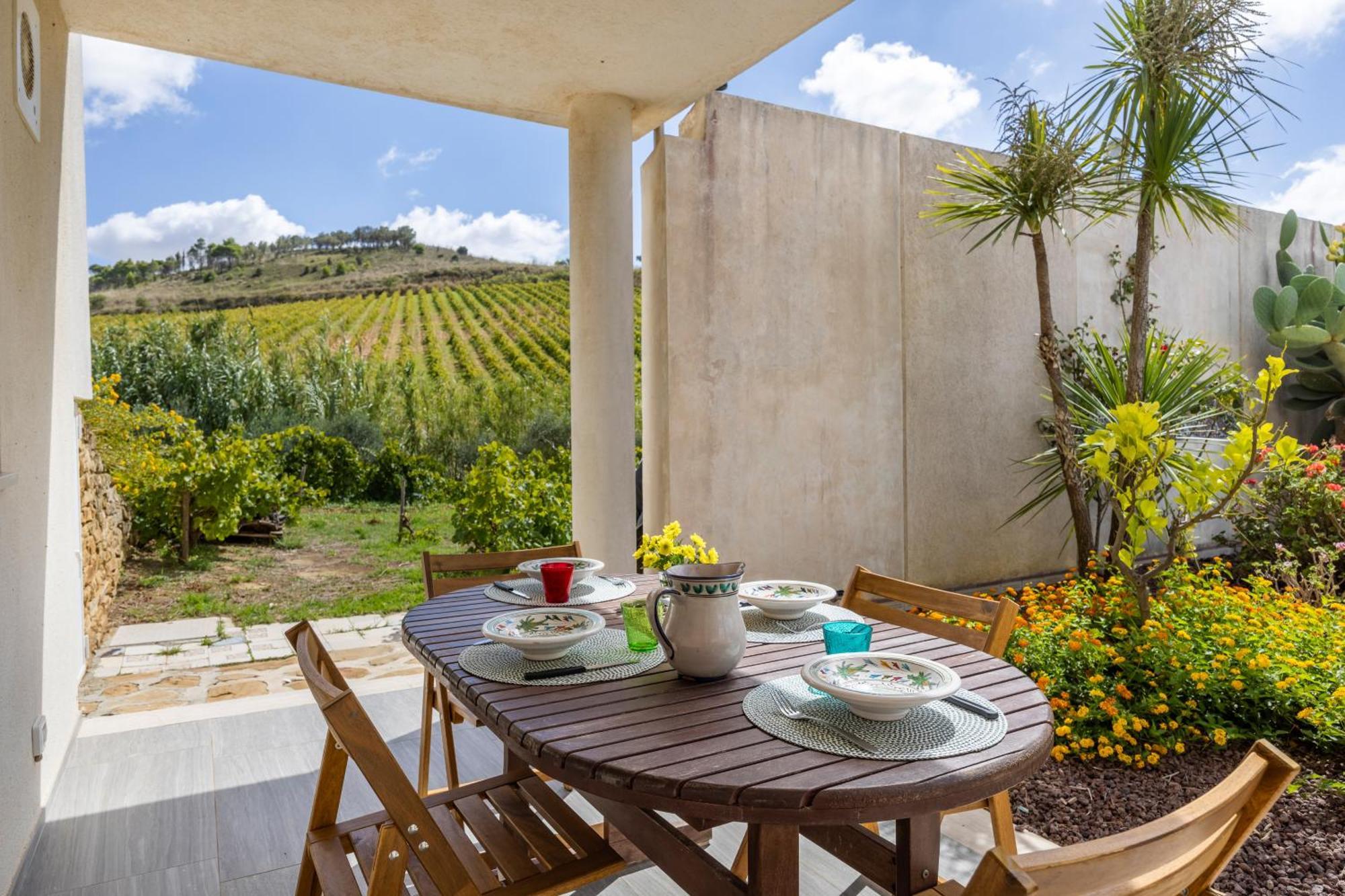 Villa Bonifato Vista Sulle Campagne E Sul Mare Siciliano Cozy House Italy Alcamo Bagian luar foto
